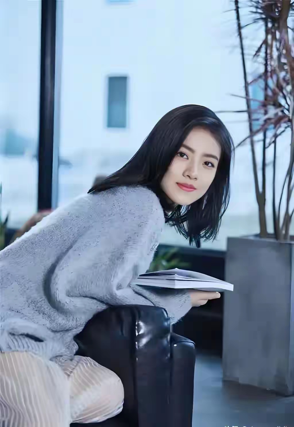 张雅玫：环球小姐出身，凭《中国机长》出圈的气质女神！