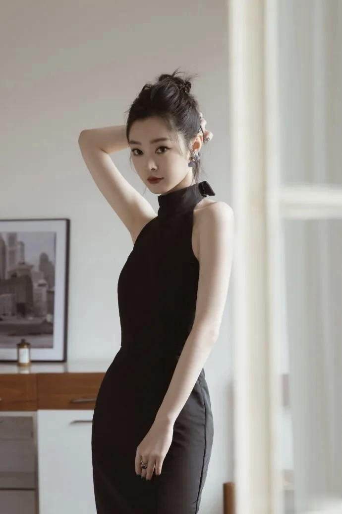 宋轶旗袍美人的东方韵味惊艳四座，太顶了！