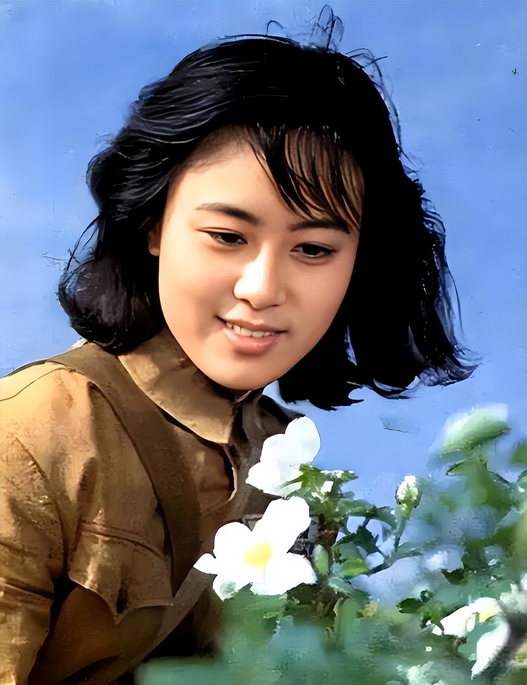 吴玉芳喜迎六十三岁生日，重温《人生》刘巧珍，银幕经典依旧动人