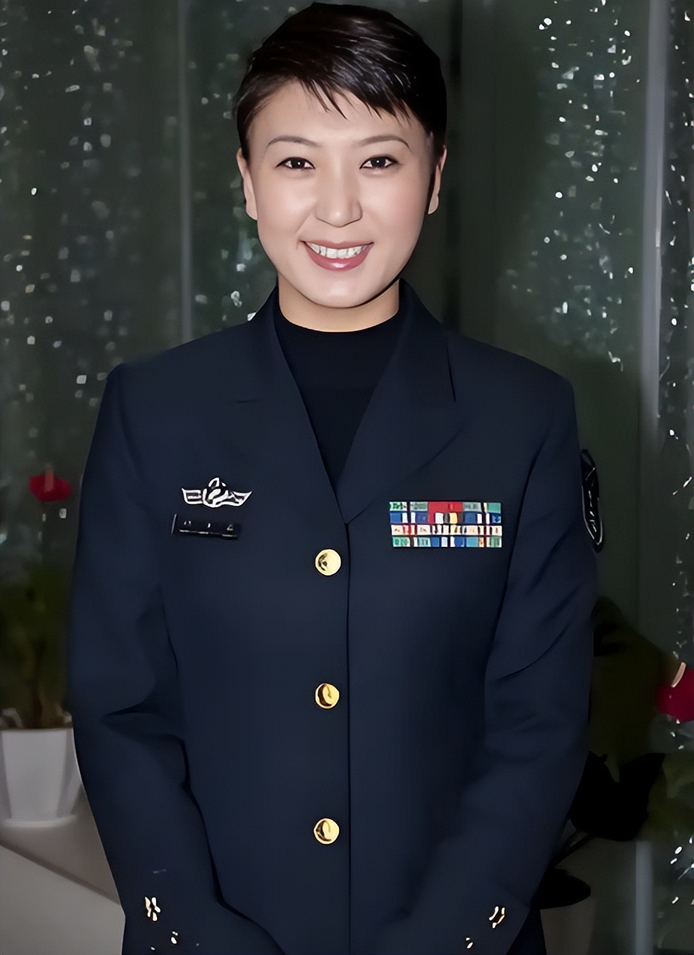 凉了!继瞧不起农民被扒后,闫学晶又被曝身份造假 李雪健不再沉默