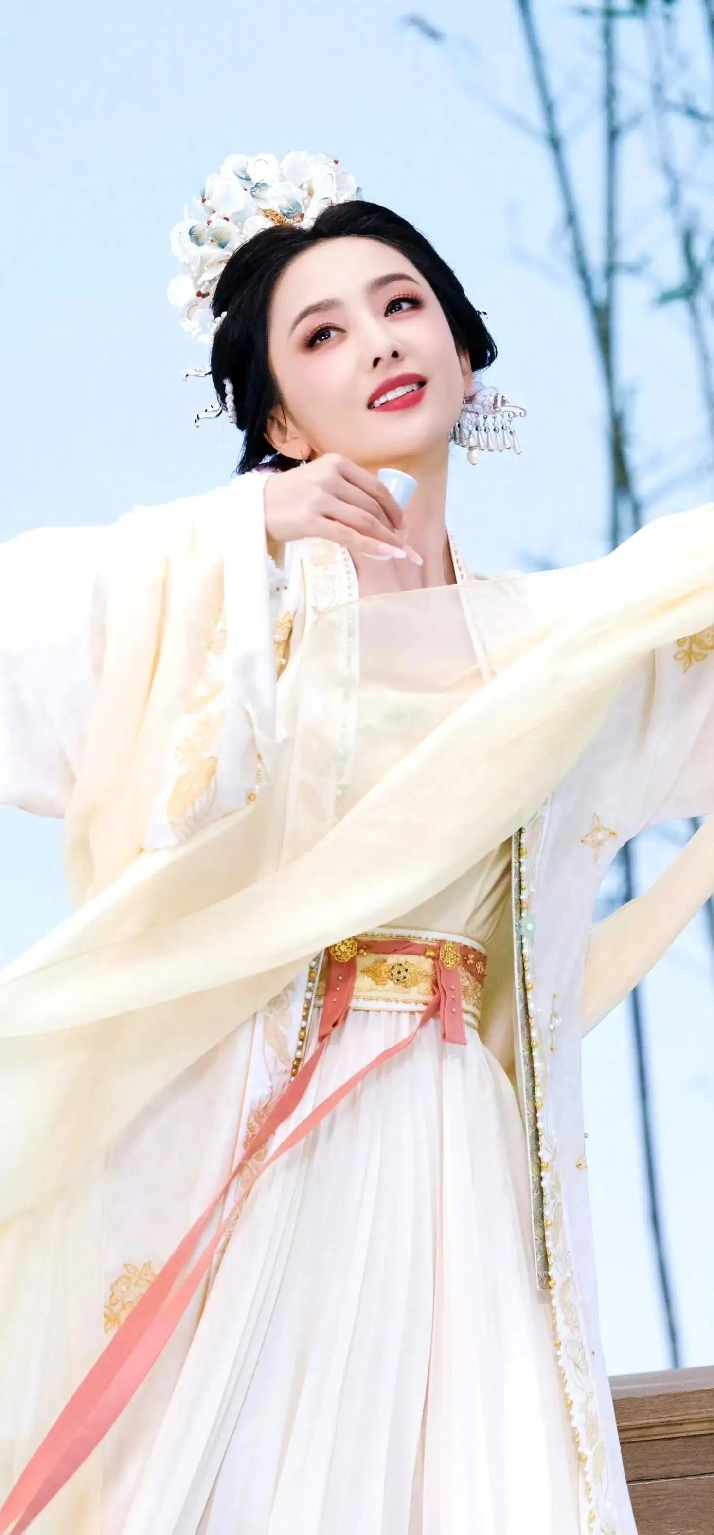佟丽娅生了一个好儿子，和陈思诚共用一张脸，这基因不服不行