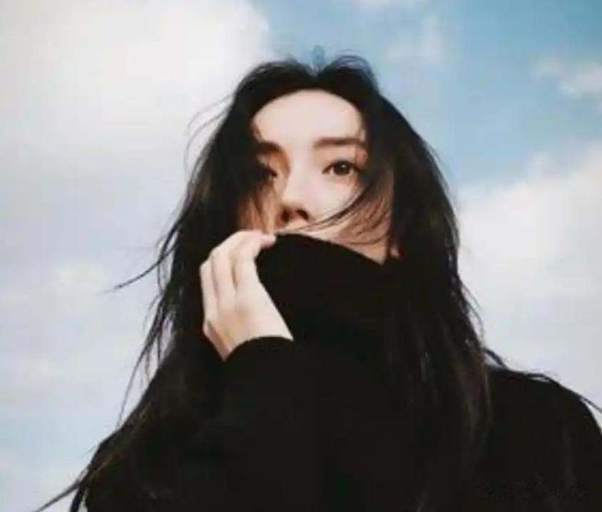 网红刘鑫宇去世,留5年长发比女生还美,有两个儿子,妻子曝死因