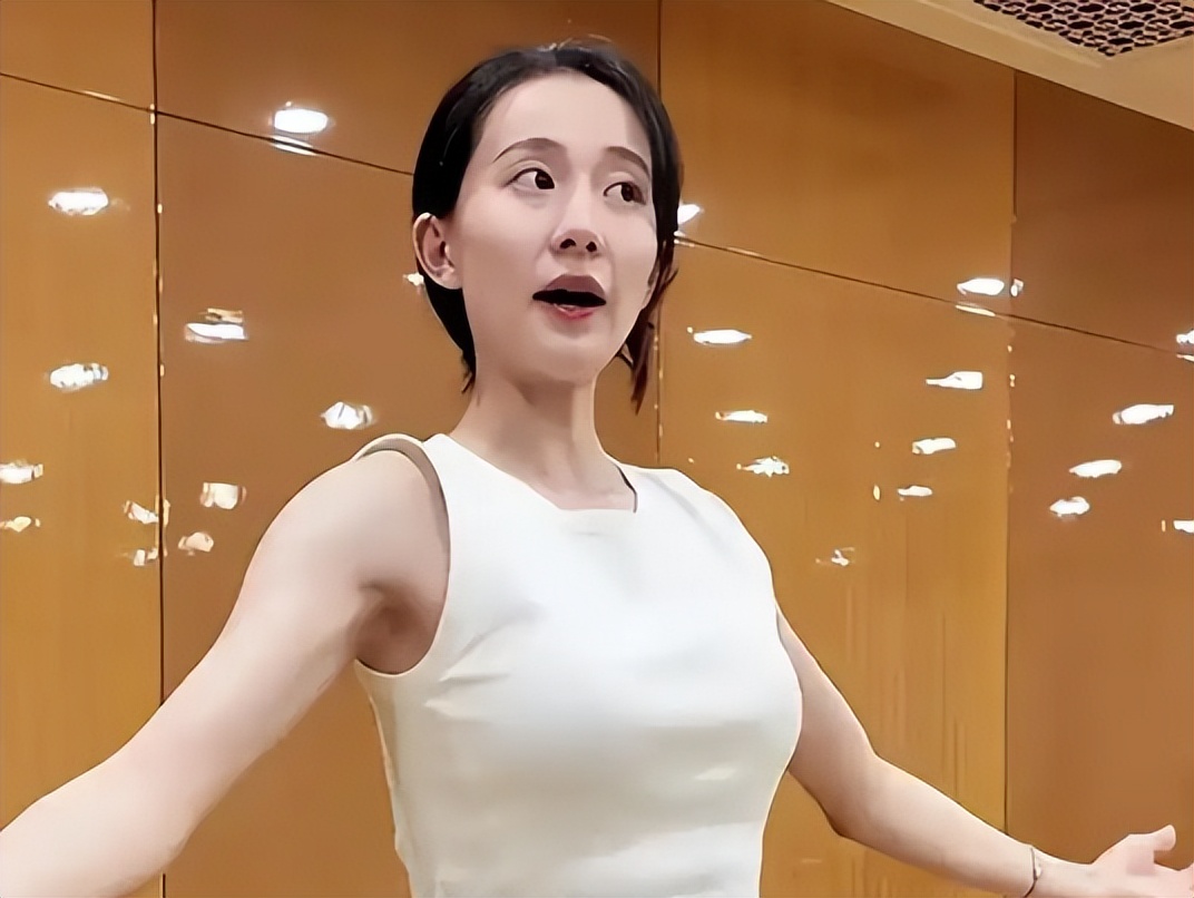 曝孙杨夫妻车内吵架！他逼老婆道歉、强势不讲理，张豆豆崩溃大哭