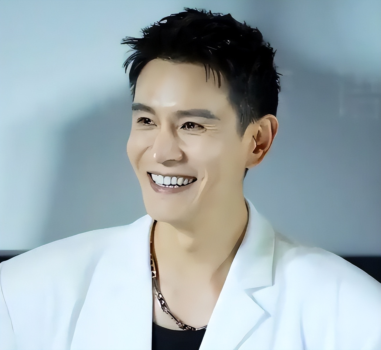 离婚后只字不提李琳！输给了经超后才发现，原来他们不是同类人