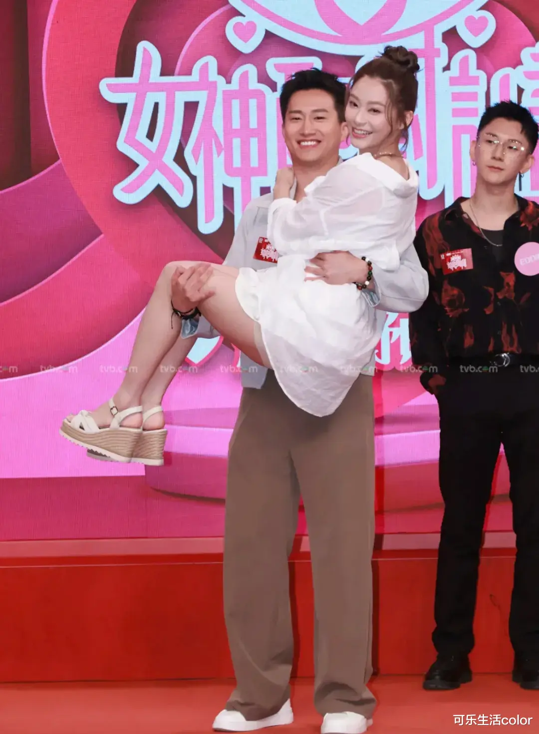 刘佩玥“男友”做爸爸！曾搭救无数单身靓女，“改头换面”终获高层重用～