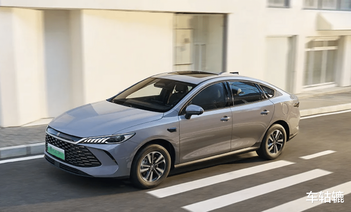 为何秦家族成为重庆人7-13万级新能源首选?上牌量给您答案!