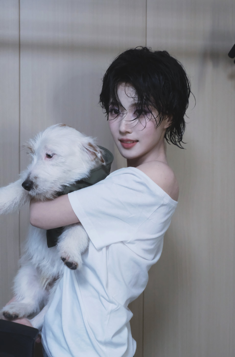 卢昱晓 最新短发造型 斩男又斩女 帅我一脸