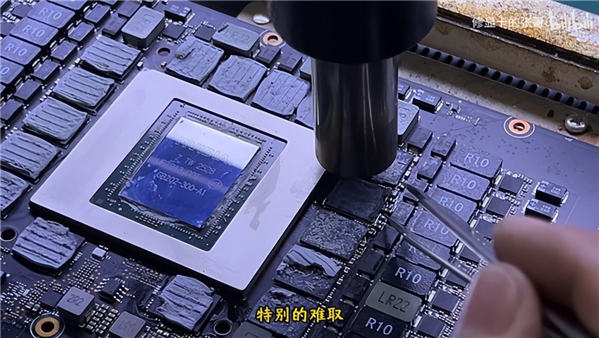 罕見渦輪RTX 5090被判死刑！32GB顯存砍成28GB 成功復活