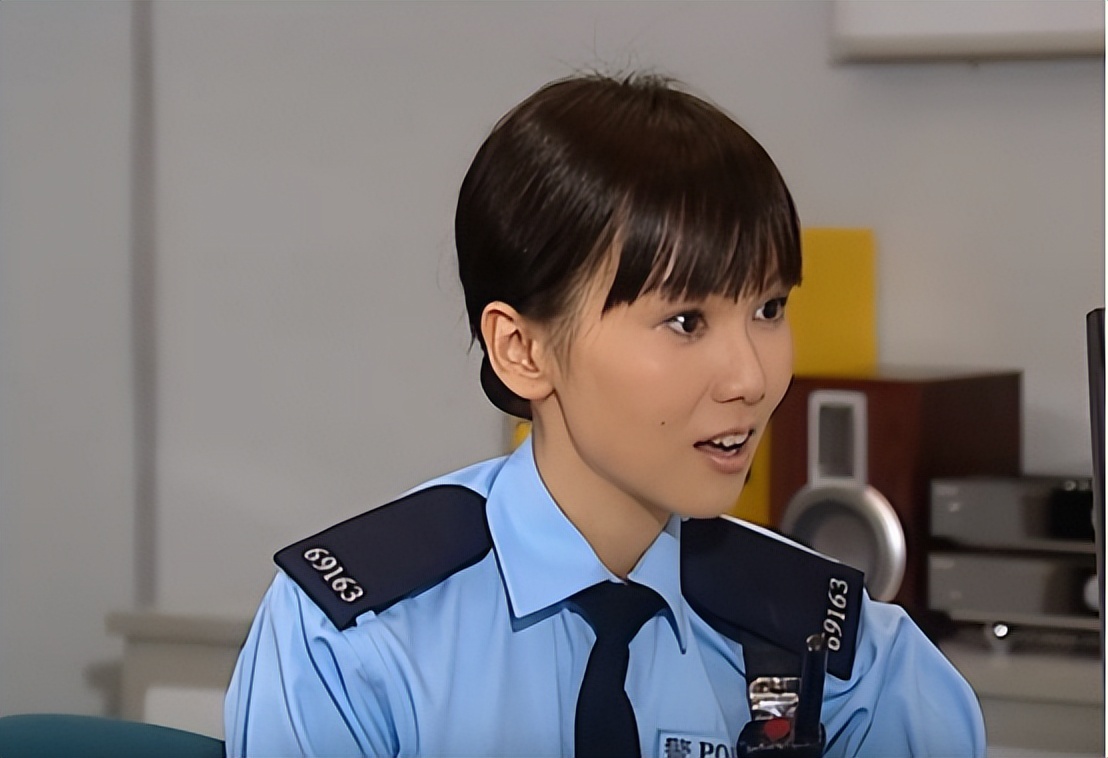 突发！香港知名男歌手声带出血 ，入院做手术，被警告可能永久失声