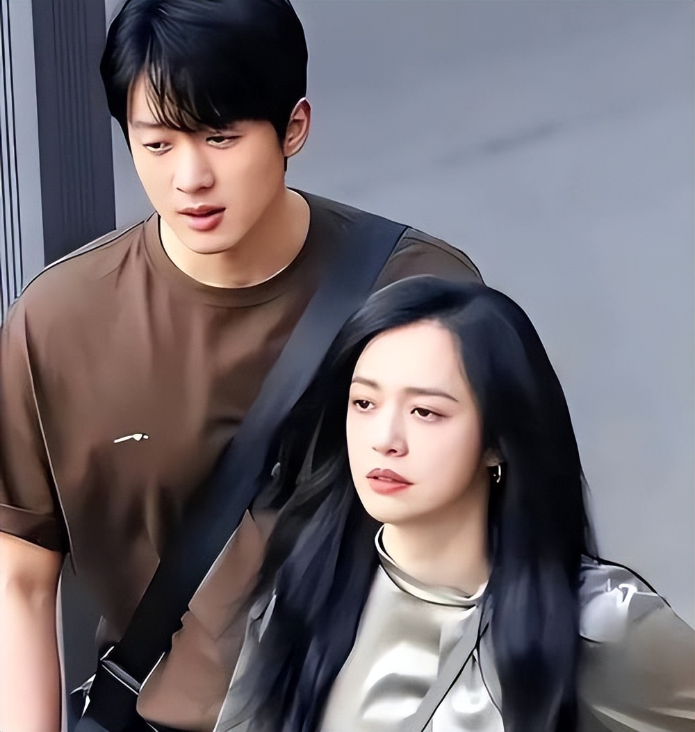 姚晨也没想到，宣布离婚才7天，官媒亲自下场彻底撕碎了她的体面