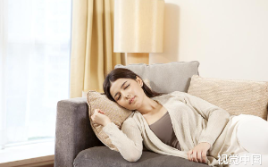 宠物医生直播造谣我虐猫，要我给它安排三万的全身检查，男友劝我用钱消灾，我反手报警后他们却慌了