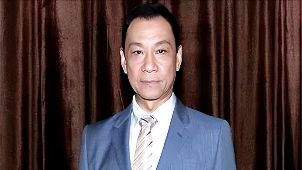 王学圻近况曝光，才明白为何对簿公堂，也要和结婚40年的发妻离婚