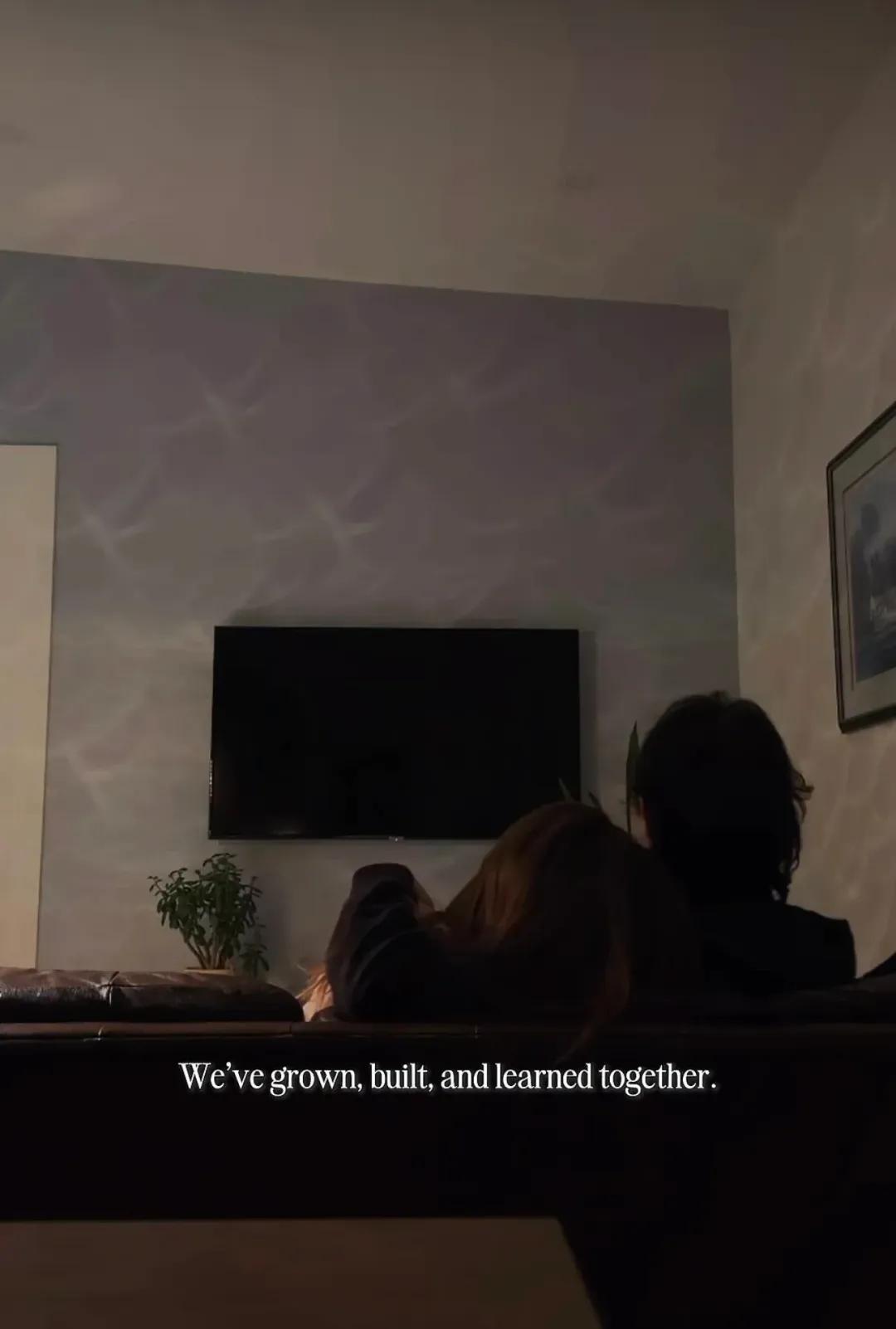 钟嘉欣结婚10周年罕晒恩爱！向老公发表爱的宣言：我依然如此爱你