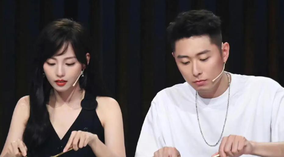 上嫁吞针！“小三”成功上位，买超全家认可，张嘉倪的体面成笑话