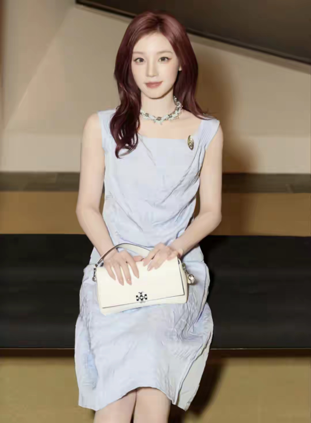 宋雨琦可爱小兔子，白皙温润，从头美到脚丫子