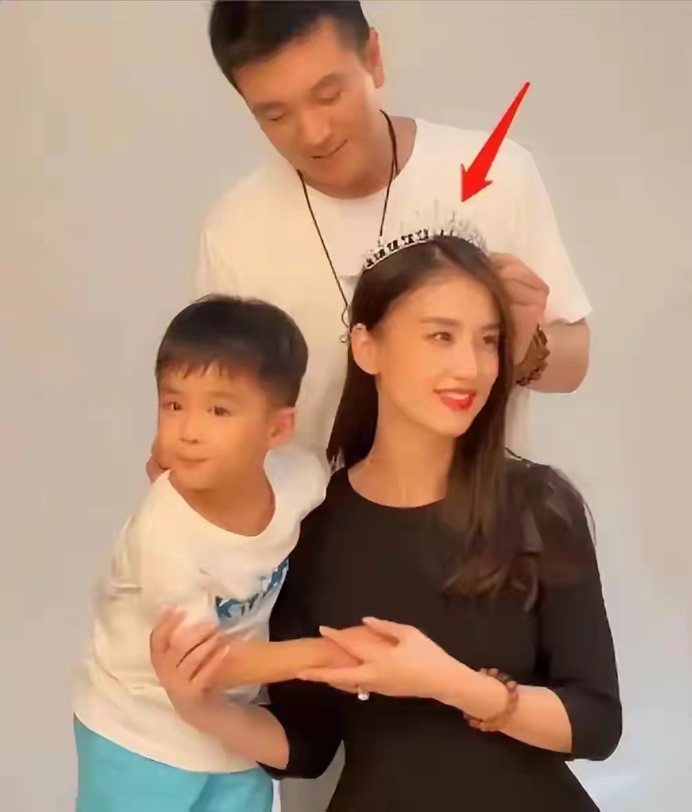 离婚1年后，黄圣依和杨子的输赢，终是在2个孩子身上见分晓