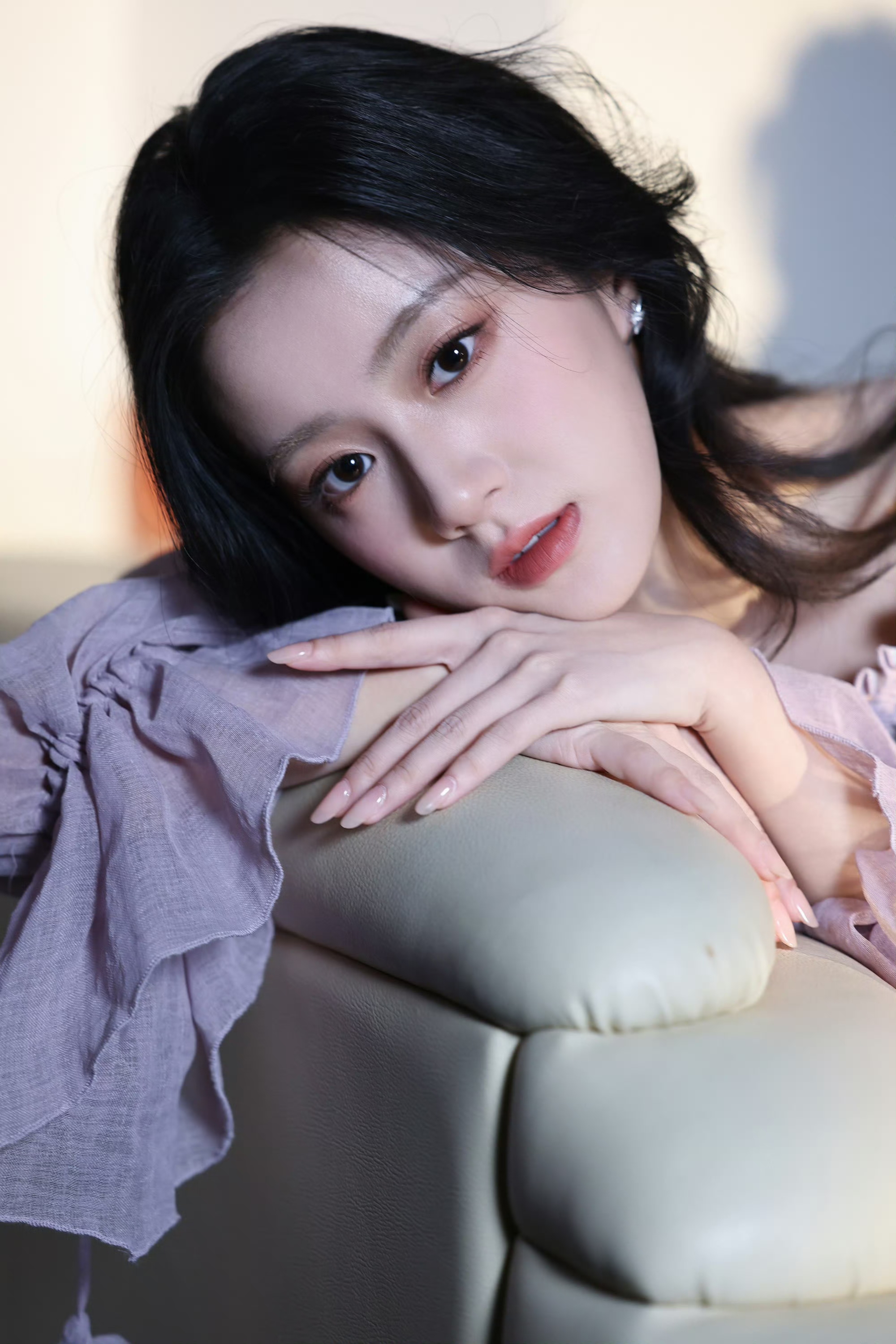 包上恩 年轻的脸蛋就是这么无瑕！