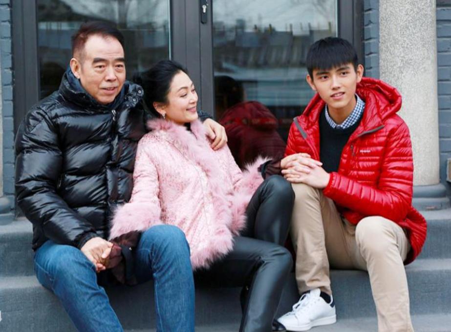 钱再多有什么用！看导演陈凯歌儿子现状，给所有星二代都提了个醒