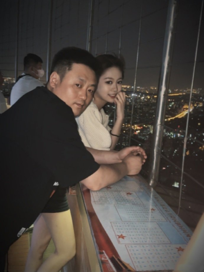 赵本山没想到，爱徒宋晓峰因为女儿闺蜜的爆料，面子被撕得稀碎