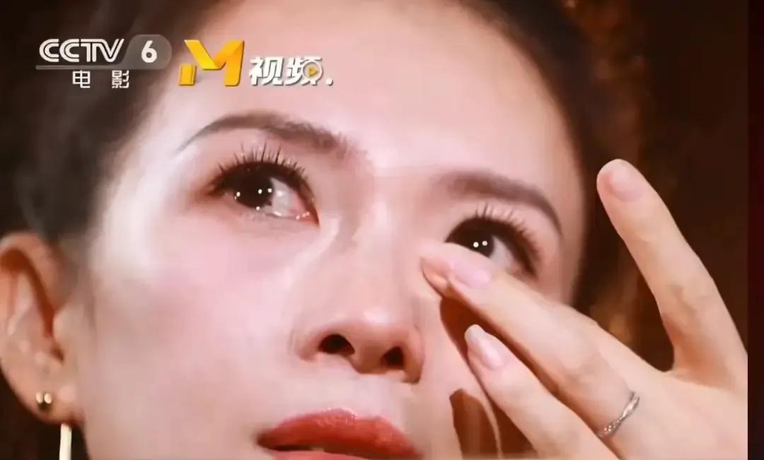 周迅没有说错，从发胖的章子怡身上：看到了娱乐圈的“残酷真相”