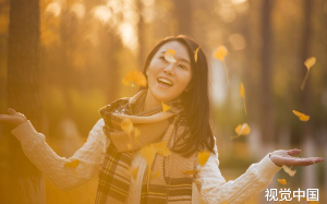 未婚夫帮我追高富帅只为让我自愿退婚，可我和高富帅结婚那天他却哭着求我取消交易