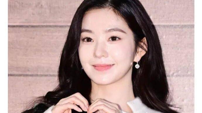 她确认三月下旬发行首张正规专辑