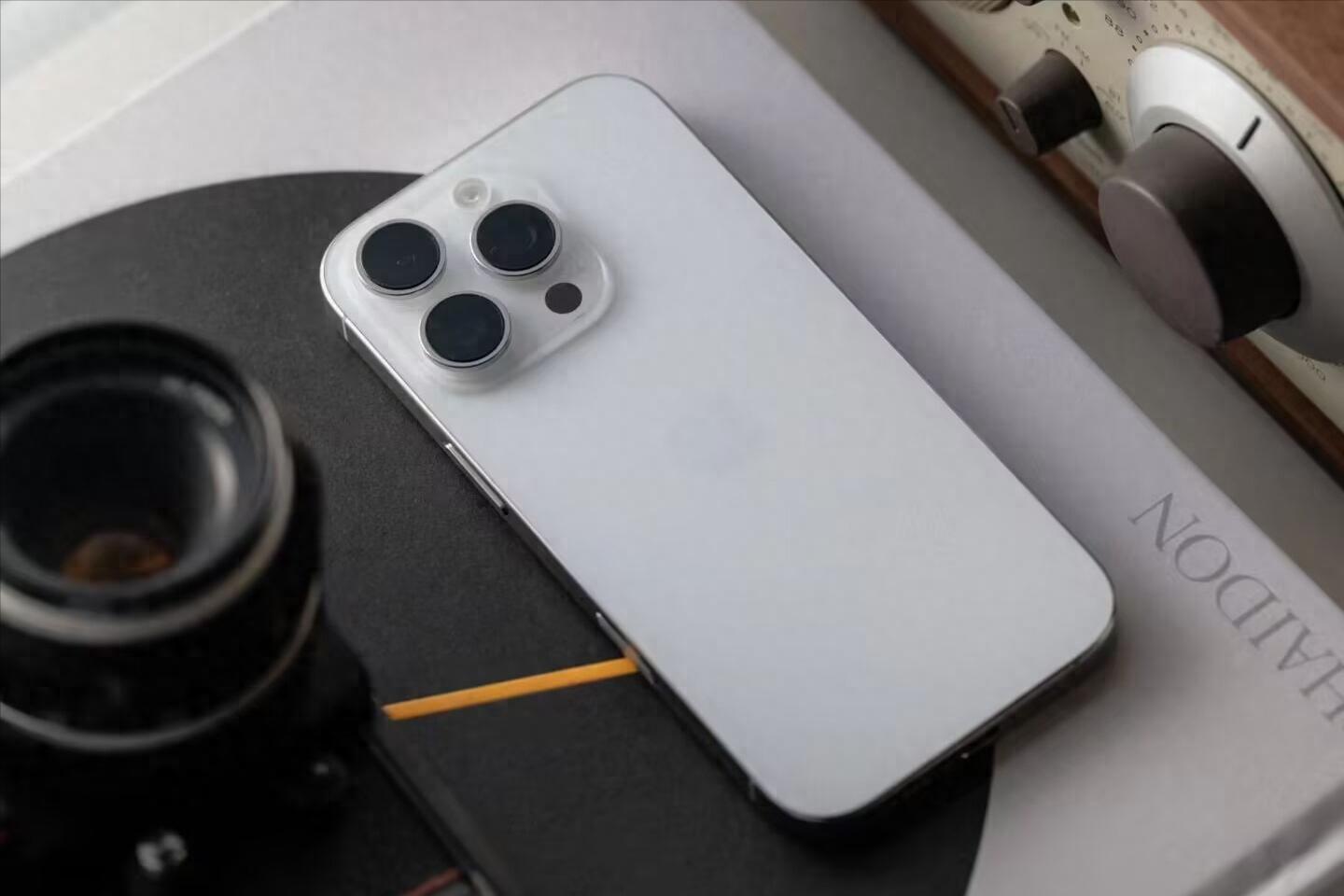 國產旗艦不香了？iPhone 16 Pro國補后5499元，終于等到了