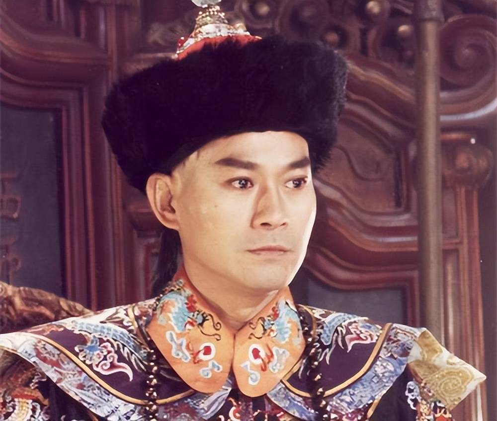 郑少秋女儿现状：老大自杀，老二38岁抑郁未婚，老三老四享尽父爱