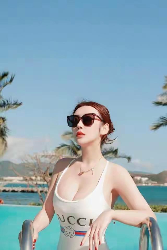 姜彦希最新生图曝光，这状态确定是30+岁月对她太温柔了