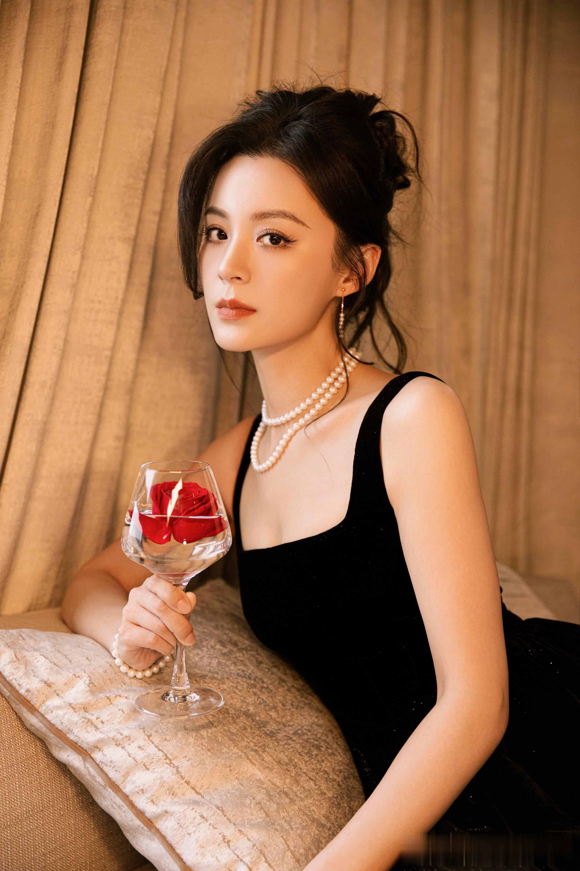 毛林林分享图片