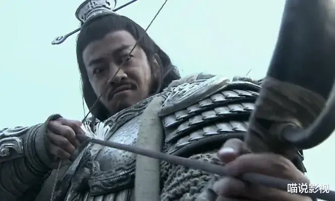 意外出圈！50岁何润东“蹭”上张凌赫热度，口碑逆袭堪比教科书