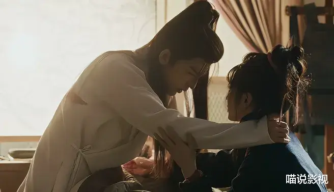 意外出圈！50岁何润东“蹭”上张凌赫热度，口碑逆袭堪比教科书