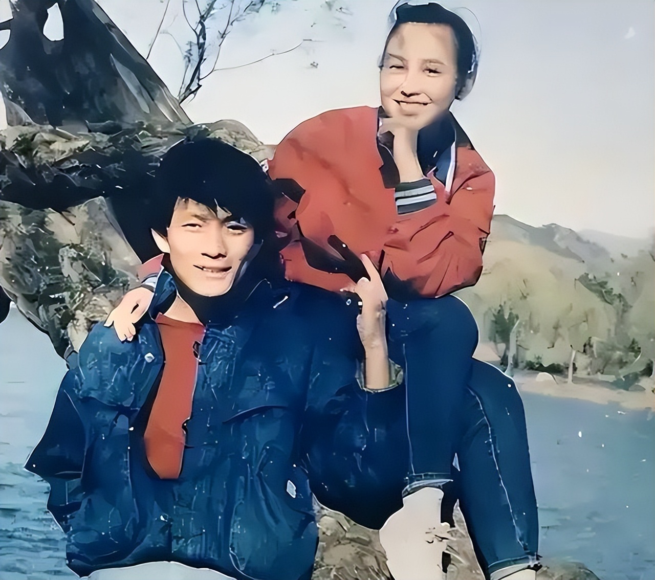 她19岁与导演私奔，在地下室连生3胎，如今丈夫用7部剧将其捧红