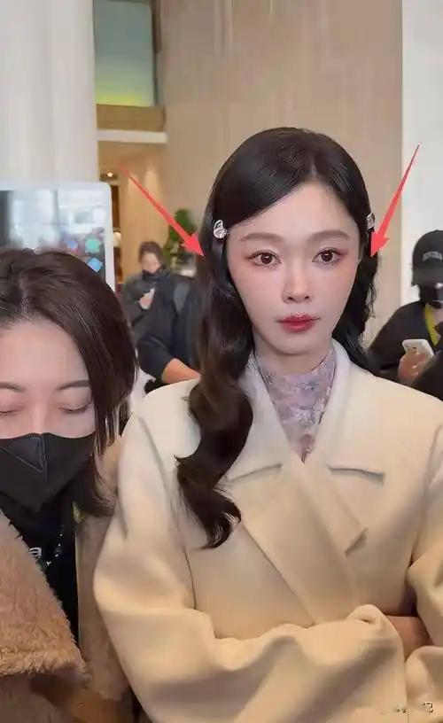 分手传闻仅半月，宋轶白敬亭双方发力再爆新情况，一切都早有可循