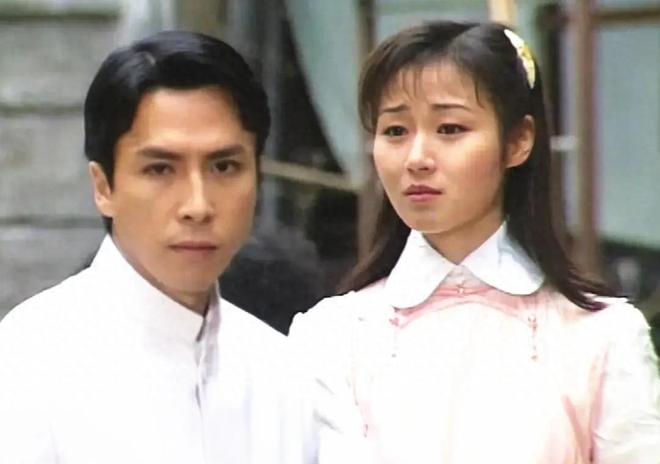 66岁香港艺人吴廷烨现状：如今苍老了许多，至今还是单身