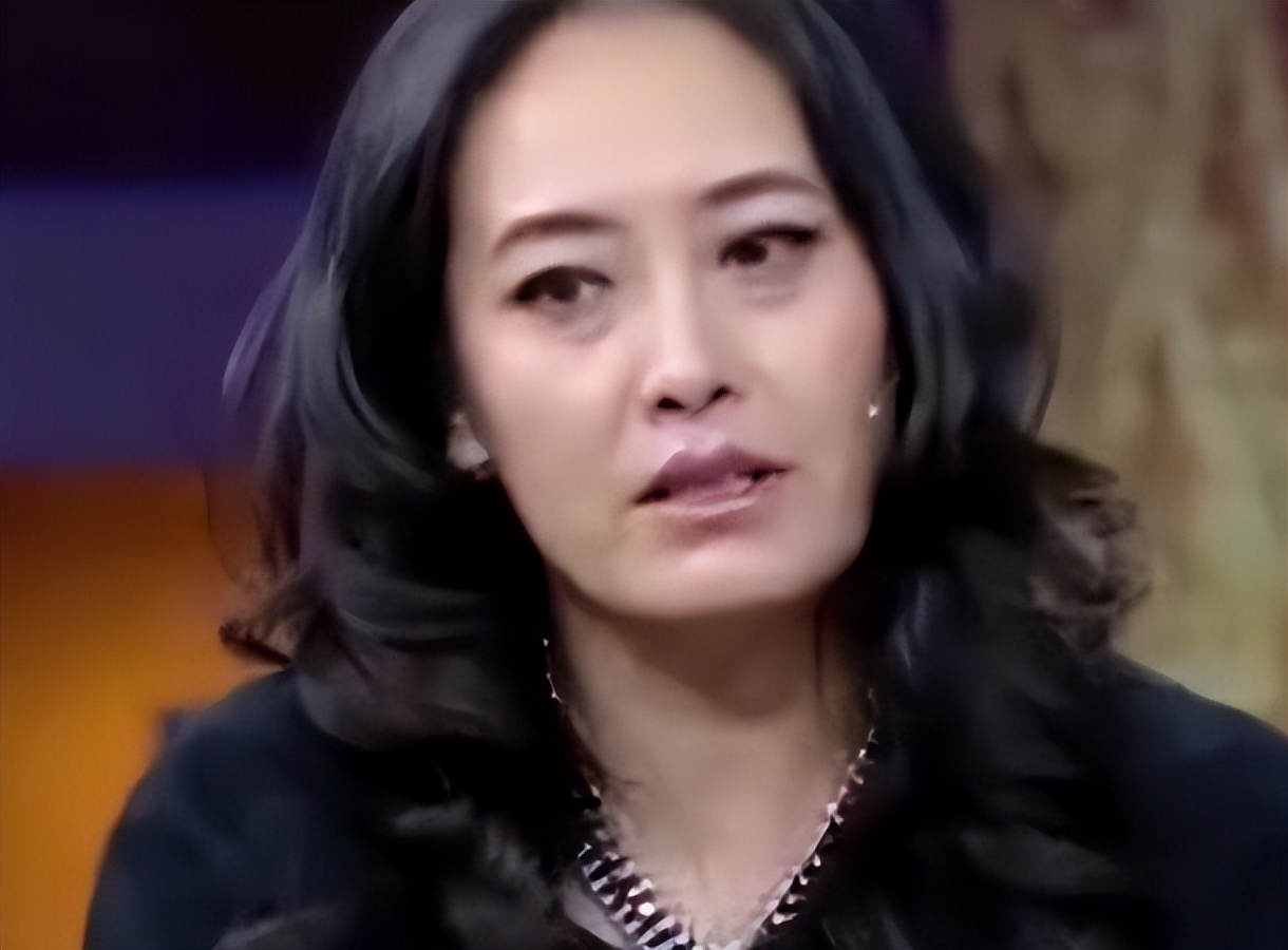 与男友同居8年无果,分手半年转身嫁企业CEO,如今一儿一女很幸福