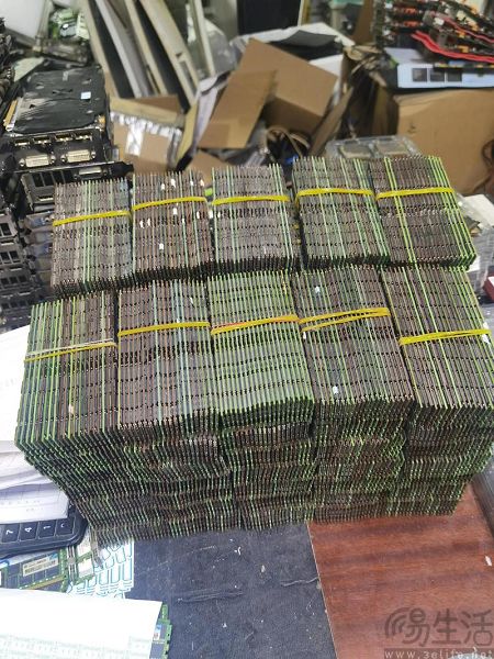 內存價格大跳水背后，究竟發生了什么