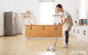 老公和保姆偷偷同居20年生俩娃，妻子装傻，六十大寿当天，一招让他身败名裂