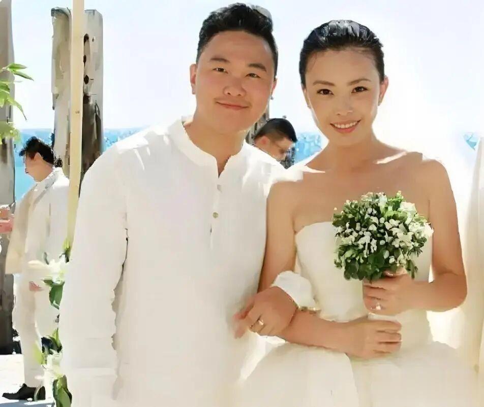 49岁刘威葳近况曝光！嫁富商12年没生孩子，如今尽情享受丁克生活