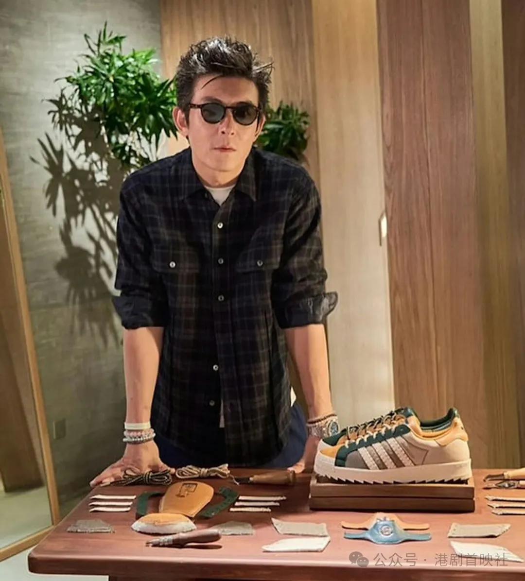 陈冠希中环被偶遇状态回春获讚巨帅,新造型惊艳网民:宝刀未老