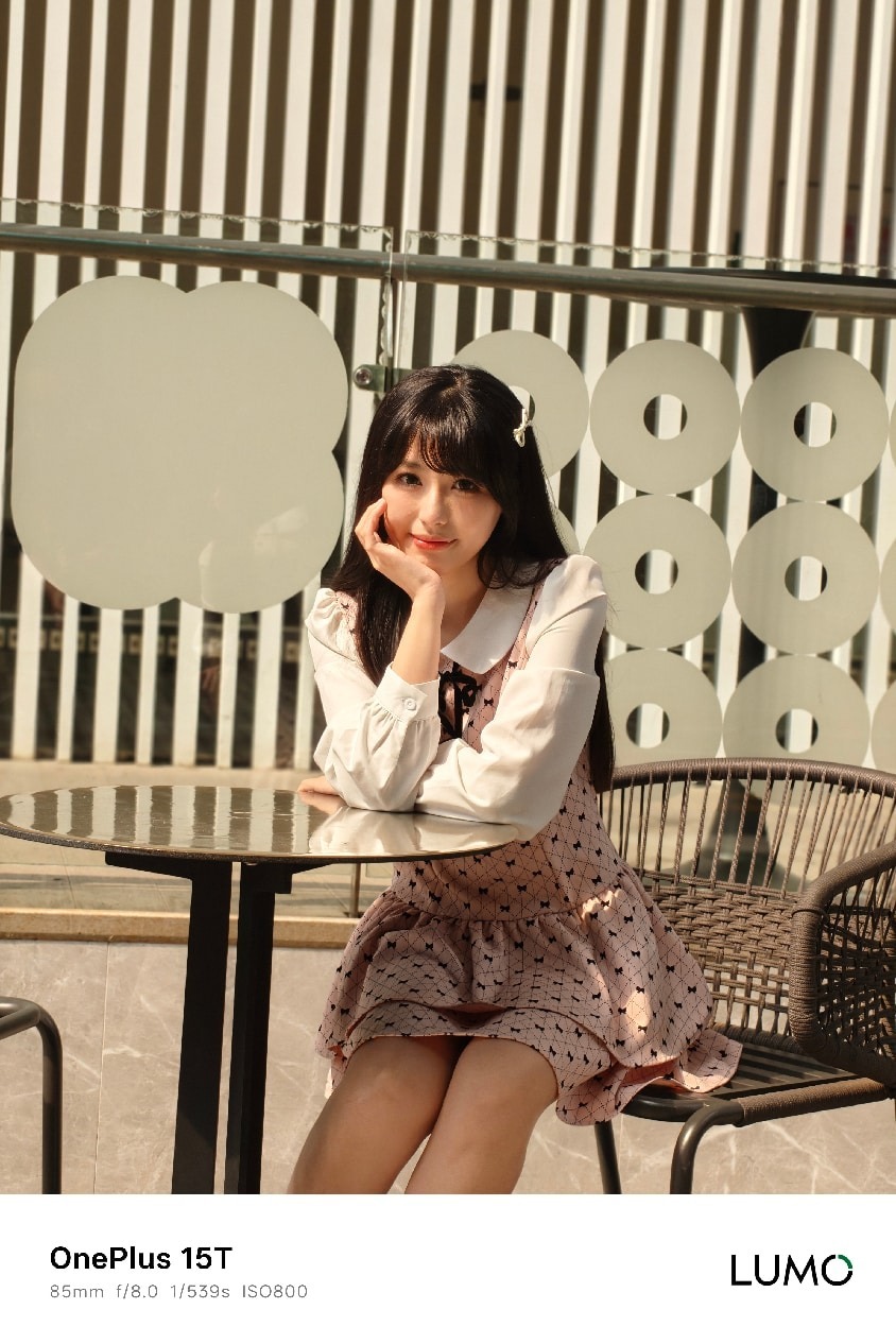 小屏愛好者閉眼沖！一加 15T，這才是單手用著爽的全能旗艦