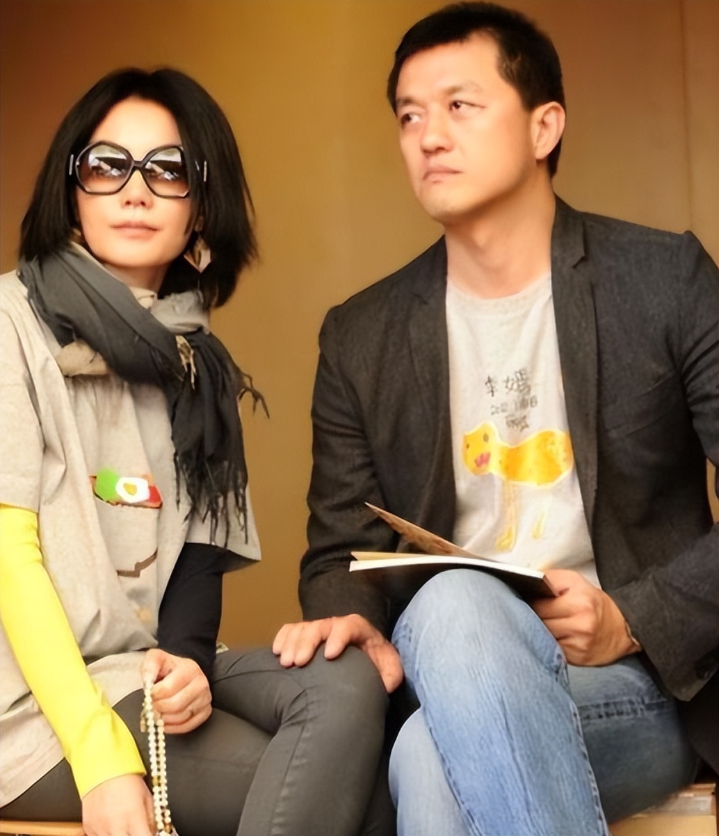 李亚鹏回应再婚仨月后，直面复婚传闻的海哈金喜，竟给他留足体面