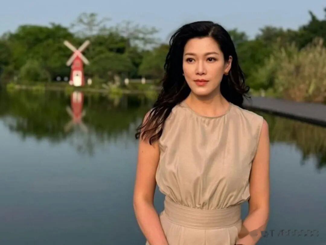 新年痛失挚爱！TVB人气女星泪崩公布死讯，结婚13年坚持丁克