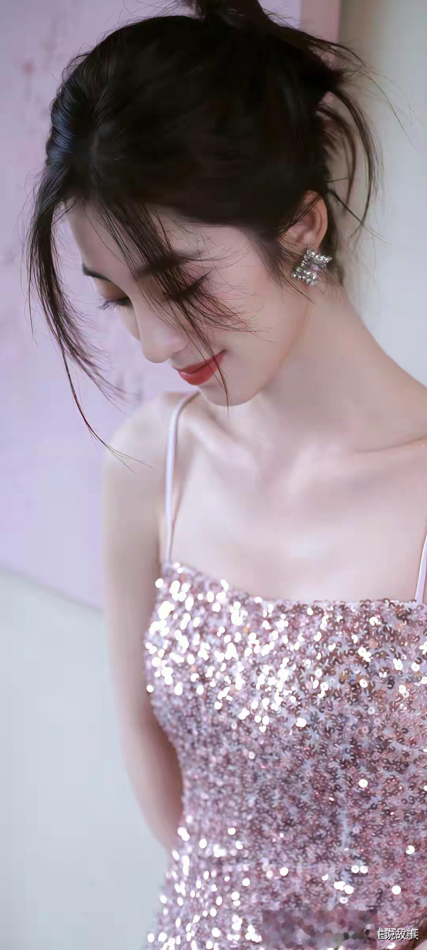 张婧仪绝美写真
