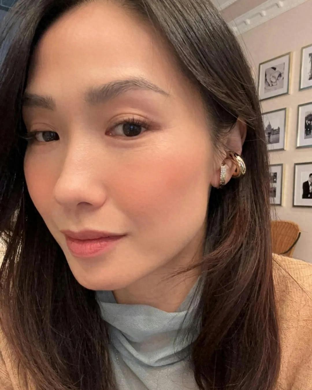 前港姐季軍慶祝50歲生日狀態極佳,嫁飲食商人變過億闊太養尊處優