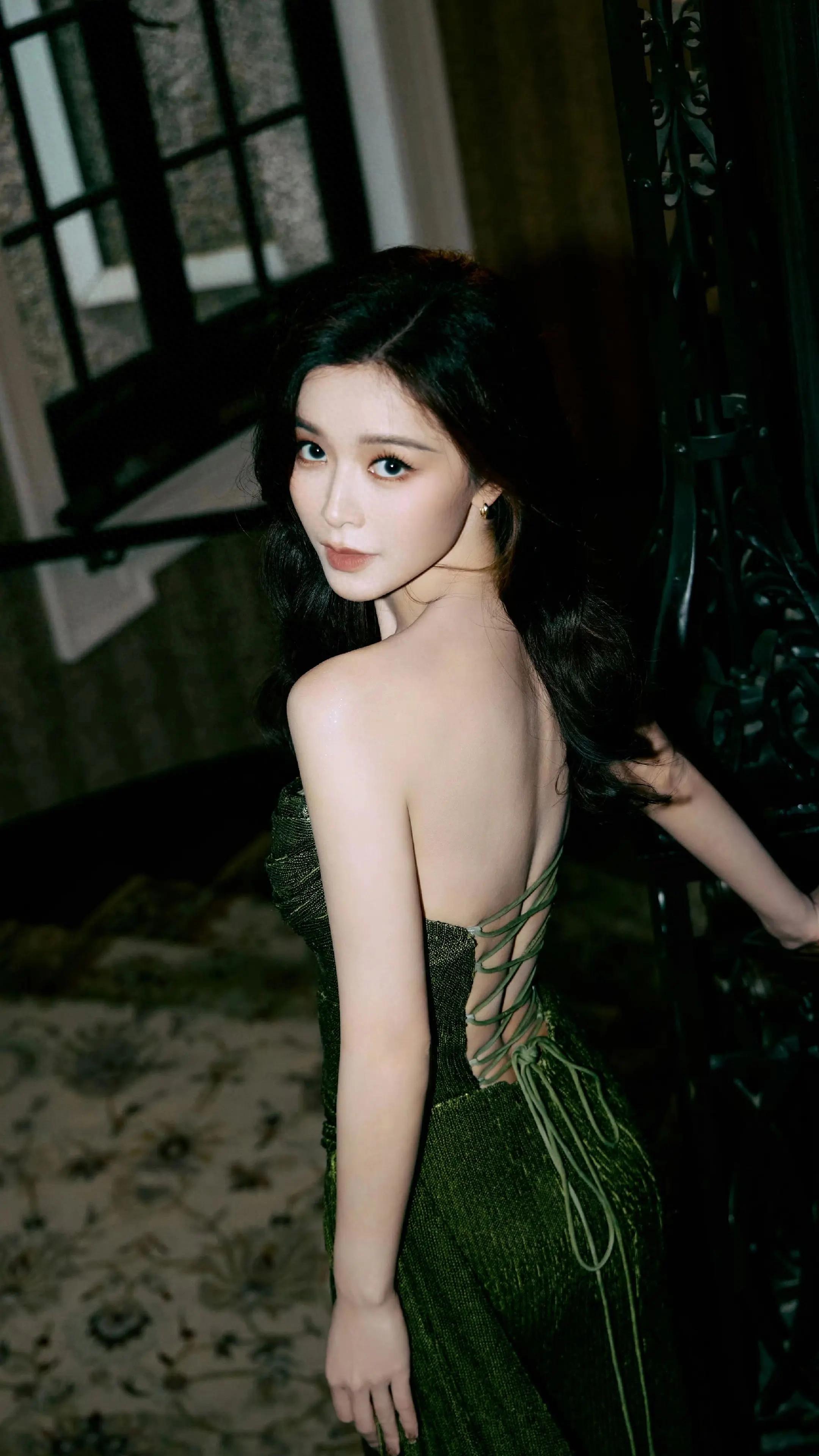 文咏珊。看美女，心情好