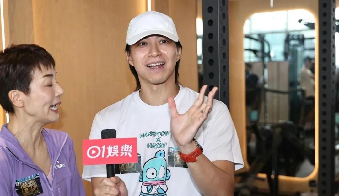 TVB男艺人36岁生日现血光之灾，半路突发车祸，三车连环相撞