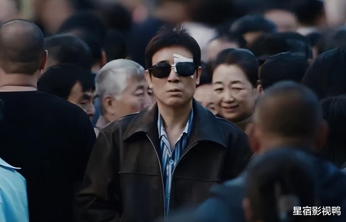 于和伟推出新电影，打了五一档一个措手不及，东北悬疑宇宙要来了？