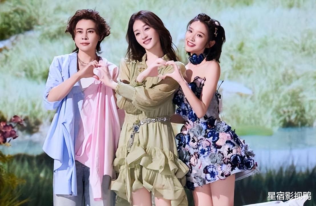 浪姐7：姐姐cos经典角色，李小冉的安琪美回20年，陈瑶的岳绮罗太惊艳
