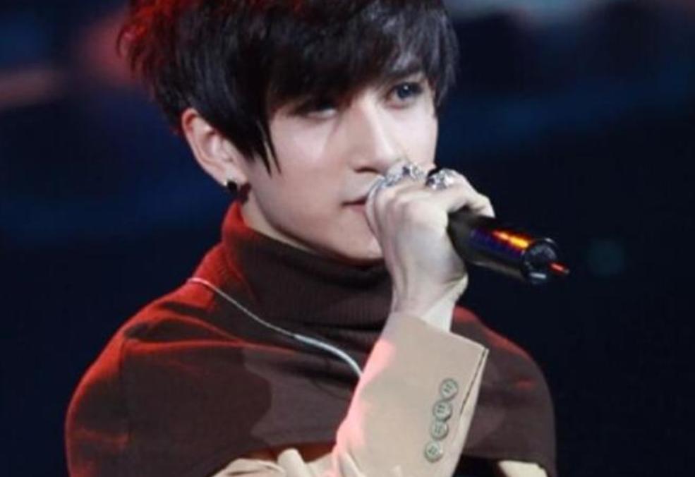 表面是正人君子,实则是流氓头子,家暴恶魔,这些男星不值得同情